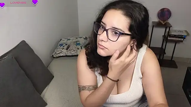 blue  moon  online show from 03-31-26, 04:02