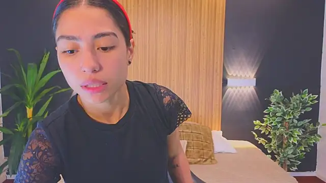 Snapshot of samantha_bss chatting on 12-16-24, 03:11 samantha bss online show from 12-16-24, 03:11