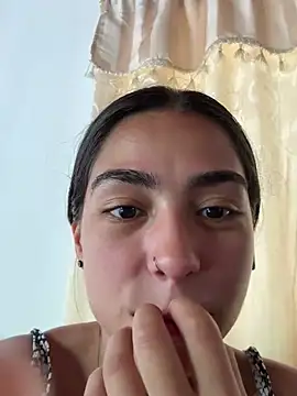 Snapshot of samantha_bss chatting on 12-29-24, 06:38 samantha bss online show from 12-29-24, 06:38