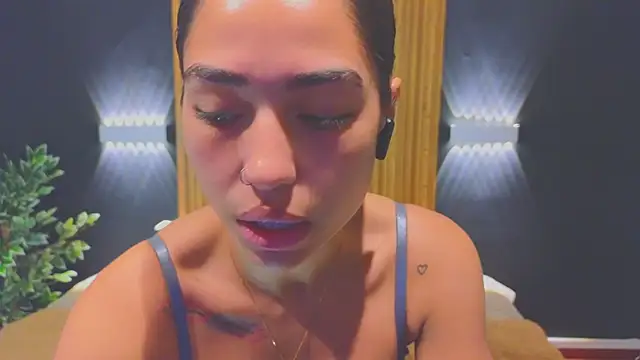 Snapshot of samantha_bss chatting on 01-27-25, 02:57 samantha bss online show from 01-27-25, 02:57