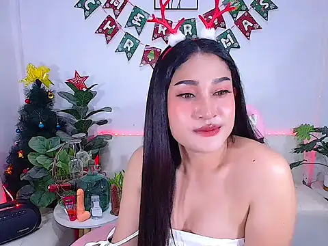 Snapshot of plysaithailand chatting on 12-22-25, 07:00 plysaithailand online show from 12-22-25, 07:00