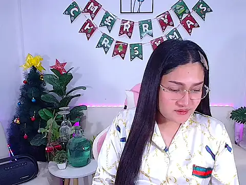 Snapshot of plysaithailand chatting on 01-06-26, 02:10 plysaithailand online show from 01-06-26, 02:10