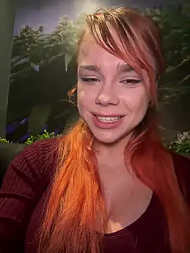 Snapshot of PennyPrincess chatting on 12-12-24, 08:10 PennyPrincess online show from 12-12-24, 08:10