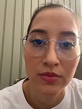 Snapshot of Abby_Sweet1_ chatting on 07-18-26, 06:34 Abby Sweet1 online show from 07-18-26, 06:34