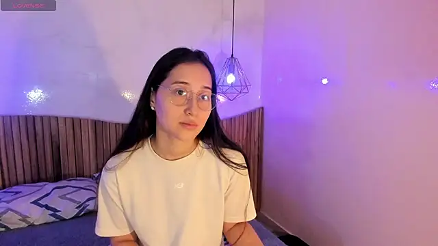 Snapshot of Abby_Sweet1_ chatting on 07-19-26, 06:33 Abby Sweet1 online show from 07-19-26, 06:33