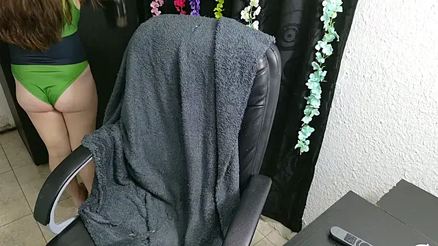 ann bronw online show from 10-16-25, 12:33