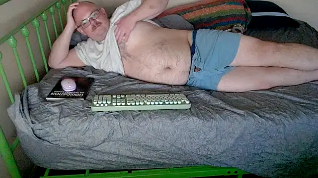 fuckmechuck online show from 04-30-26, 02:56