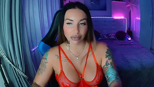 Snapshot of cokeyspeed69 chatting on 10-10-25, 02:38 cokeyspeed69 online show from 10-10-25, 02:38