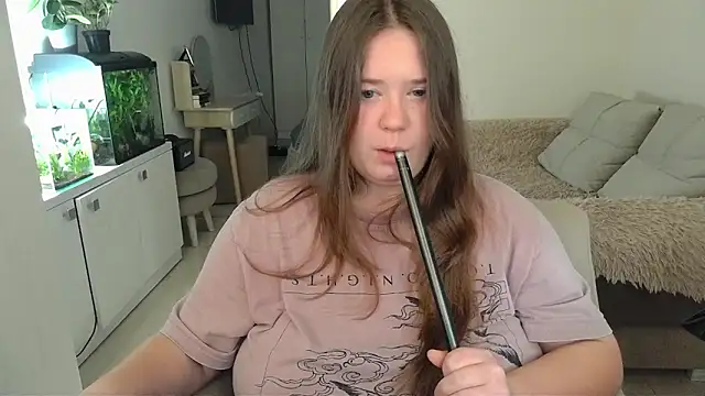 Snapshot of remirann_ chatting on 03-14-25, 01:13 remirann online show from 03-14-25, 01:13