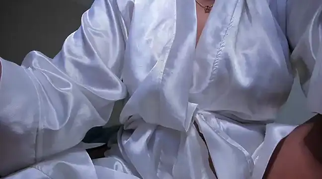 rosaaliiaa1 online show from 01-06-25, 11:20