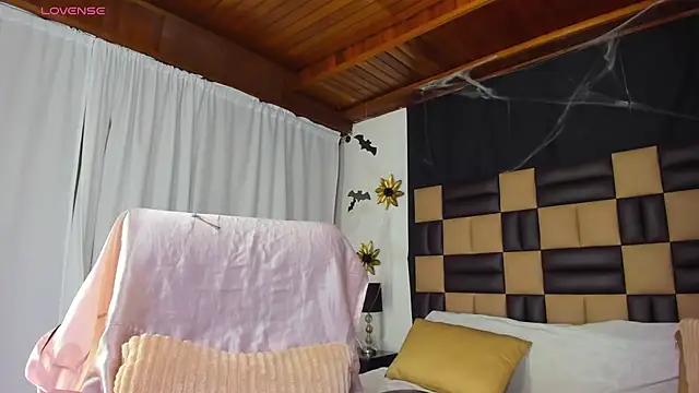 BarbieKano online show from 11-06-25, 12:00