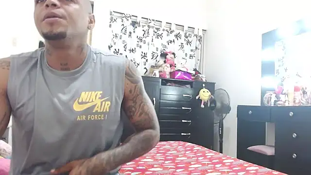 Snapshot of hot_and_naughty_latin chatting on 03-13-25, 10:57 hot and naughty latin online show from 03-13-25, 10:57