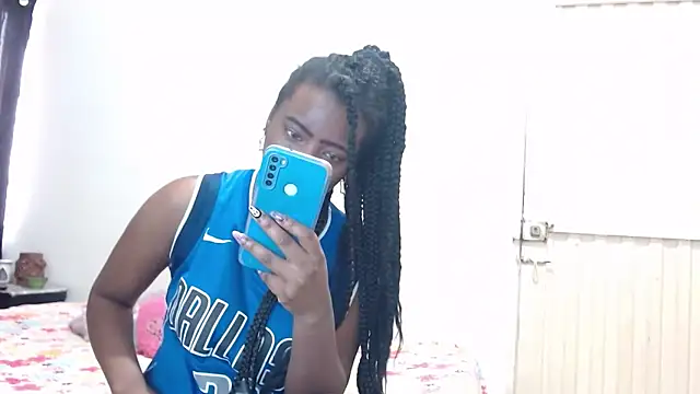 Snapshot of hot_and_naughty_latin chatting on 11-01-25, 03:03 hot and naughty latin online show from 11-01-25, 03:03