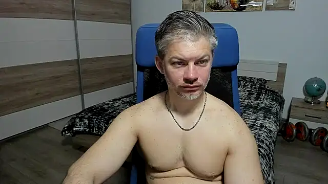 Snapshot of RobbyShawz chatting on 04-23-26, 04:46 RobbyShawz online show from 04-23-26, 04:46