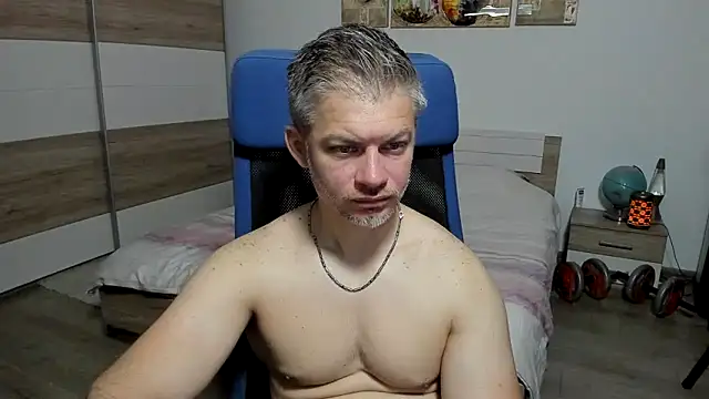 Snapshot of RobbyShawz chatting on 06-01-26, 03:52 RobbyShawz online show from 06-01-26, 03:52
