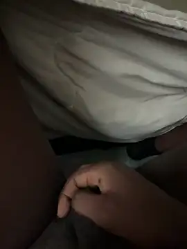 Hmmmtachatte2 online show from 10-19-25, 02:40