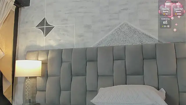 Snapshot of Rianamanson chatting on 02-22-25, 06:28 Rianamanson online show from 02-22-25, 06:28