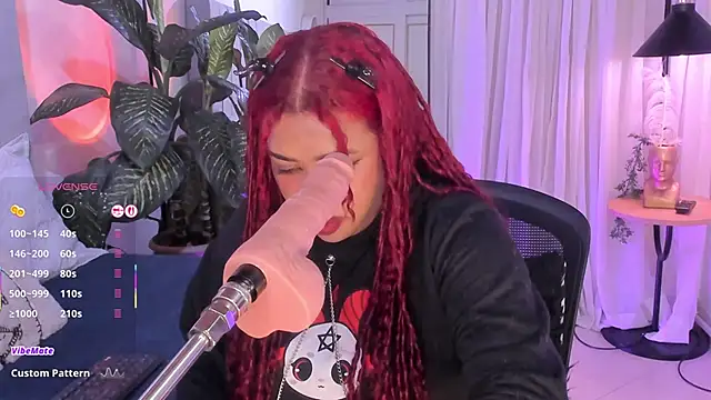 Snapshot of pamela_doll3 chatting on 03-07-25, 08:23 pamela doll3 online show from 03-07-25, 08:23