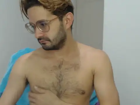 Snapshot of peterannaud chatting on 09-29-25, 11:04 peterannaud online show from 09-29-25, 11:04