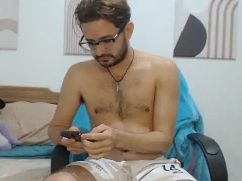 Snapshot of peterannaud chatting on 11-16-25, 12:00 peterannaud online show from 11-16-25, 12:00