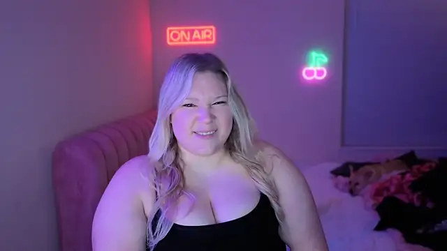 PiggyRose online show from 01-08-26, 01:30