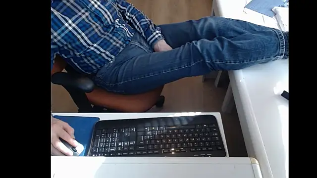 Snapshot of dutchpornking chatting on 03-09-25, 11:47 dutchpornking online show from 03-09-25, 11:47