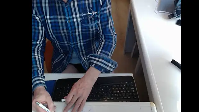 Snapshot of dutchpornking chatting on 03-10-25, 10:59 dutchpornking online show from 03-10-25, 10:59