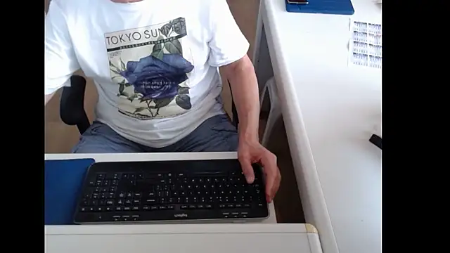 Snapshot of dutchpornking chatting on 06-24-26, 06:01 dutchpornking online show from 06-24-26, 06:01