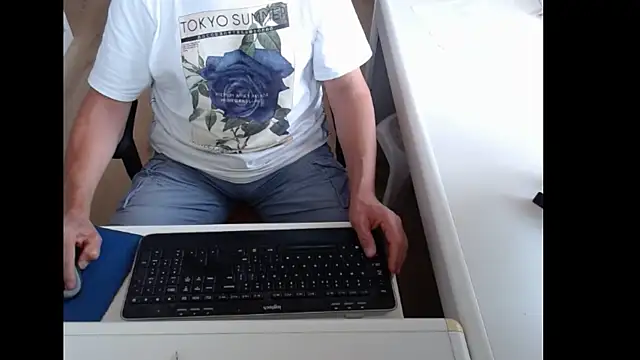 Snapshot of dutchpornking chatting on 07-13-26, 06:05 dutchpornking online show from 07-13-26, 06:05