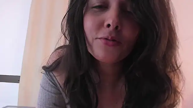 Snapshot of miss_alhy chatting on 06-14-26, 03:58 miss alhy online show from 06-14-26, 03:58