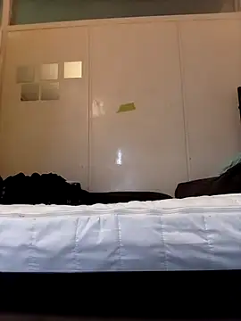 Hotarabicboy36y online show from 11-18-25, 08:52