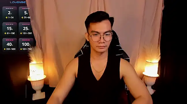 000batman000 online show from 02-10-25, 07:04