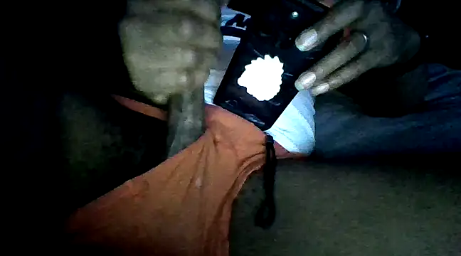 Snapshot of PrettyboyRed chatting on 01-03-25, 04:55 PrettyboyRed online show from 01-03-25, 04:55