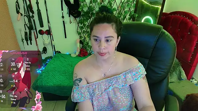 elektra 32 online show from 10-22-25, 08:58