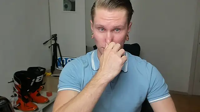 kevin-park online show from 10-19-25, 01:56