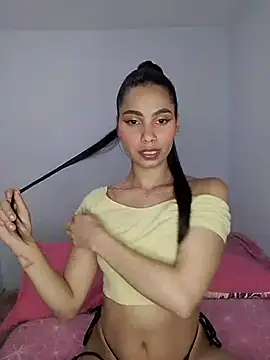 Snapshot of iamemmablake chatting on 05-09-26, 01:11 iamemmablake online show from 05-09-26, 01:11