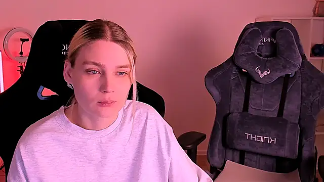 hotblonds online show from 12-13-24, 04:22