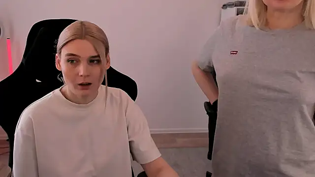 hotblonds online show from 03-10-25, 10:15