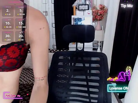 Snapshot of LAVIDALENATS chatting on 09-16-25, 05:36 LAVIDALENATS online show from 09-16-25, 05:36