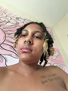 Snapshot of goddessxdreaxo chatting on 07-13-26, 06:22 goddessxdreaxo online show from 07-13-26, 06:22