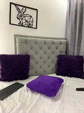 Snapshot of mariam_hill chatting on 02-07-25, 10:20 mariam hill online show from 02-07-25, 10:20