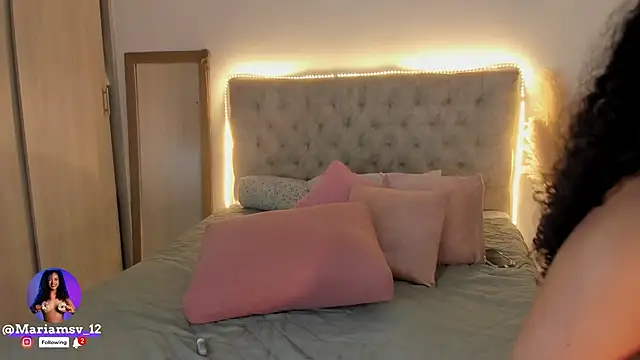 Snapshot of mariam_hill chatting on 09-22-25, 11:07 mariam hill online show from 09-22-25, 11:07