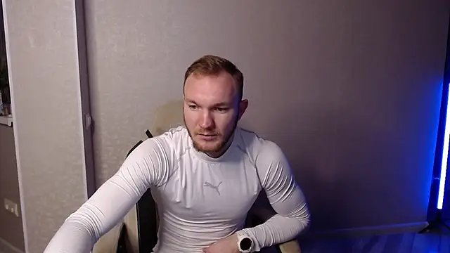 Snapshot of Toress1 chatting on 02-19-25, 05:05 Toress1 online show from 02-19-25, 05:05