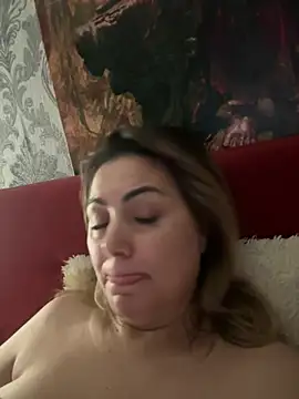 Snapshot of Emma_roqueen chatting on 03-20-25, 10:29 Emma roqueen online show from 03-20-25, 10:29