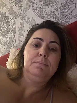 Snapshot of Emma_roqueen chatting on 09-23-25, 09:40 Emma roqueen online show from 09-23-25, 09:40