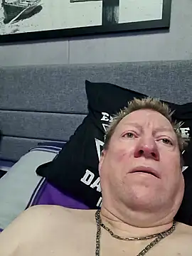 tomtom111111 online show from 12-29-24, 12:34