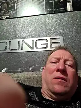 tomtom111111 online show from 03-20-25, 11:45