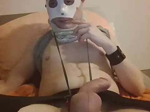 Snapshot of iluvhottenns chatting on 12-27-24, 11:10 iluvhottenns online show from 12-27-24, 11:10