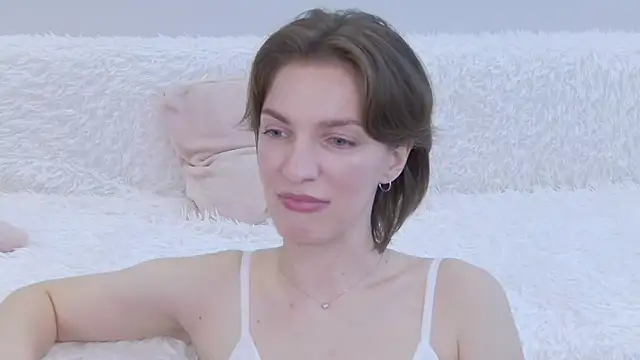 Beauty Alex online show from 02-21-26, 02:23