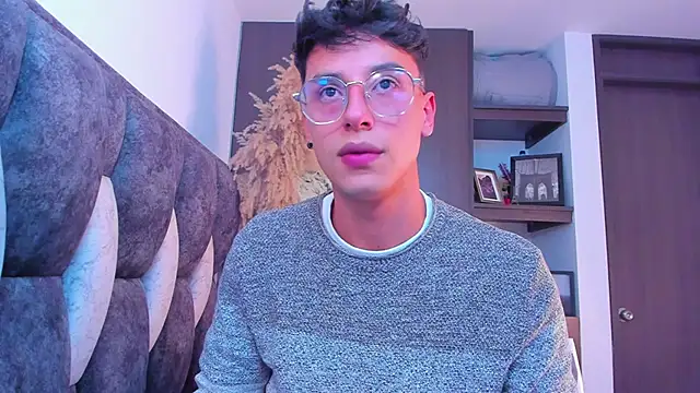 I Gabriel online show from 12-11-24, 12:54